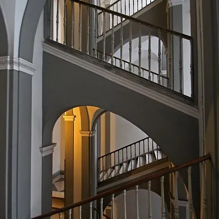 Apartment Casa Dante - Historic In The Perfect Location Naples